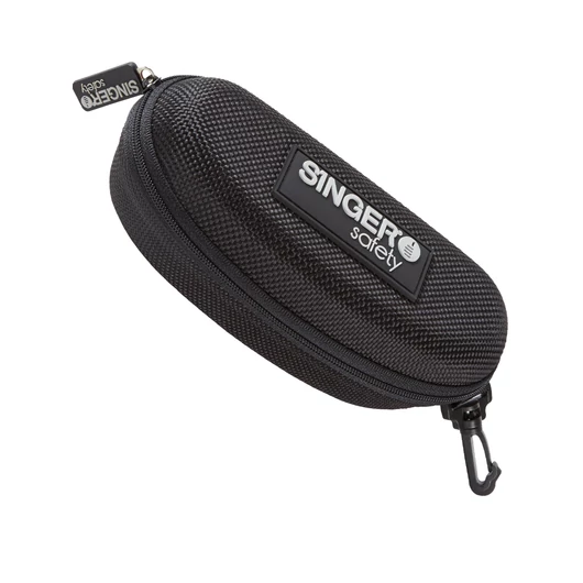 Strong Eva case for spectacles. . With zipper closing.